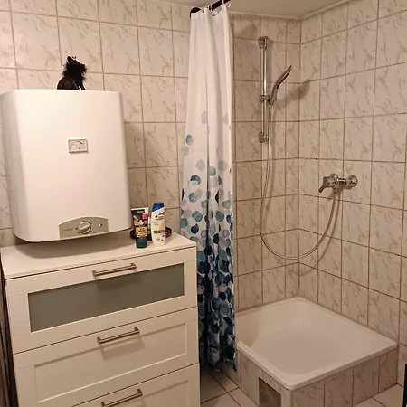 A Place To Be - Ruhelage Mit Gratis Parkplatz Appartement Graz